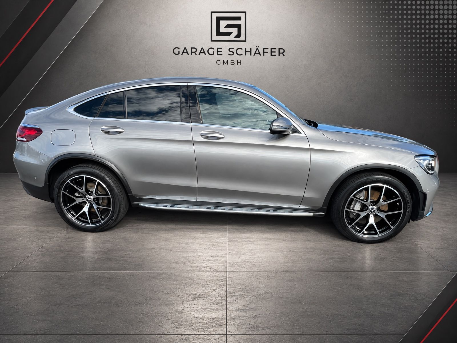 Mercedes-Benz Coupe GLC 300 d 4Matic AMG Glasdach Digital foto 4