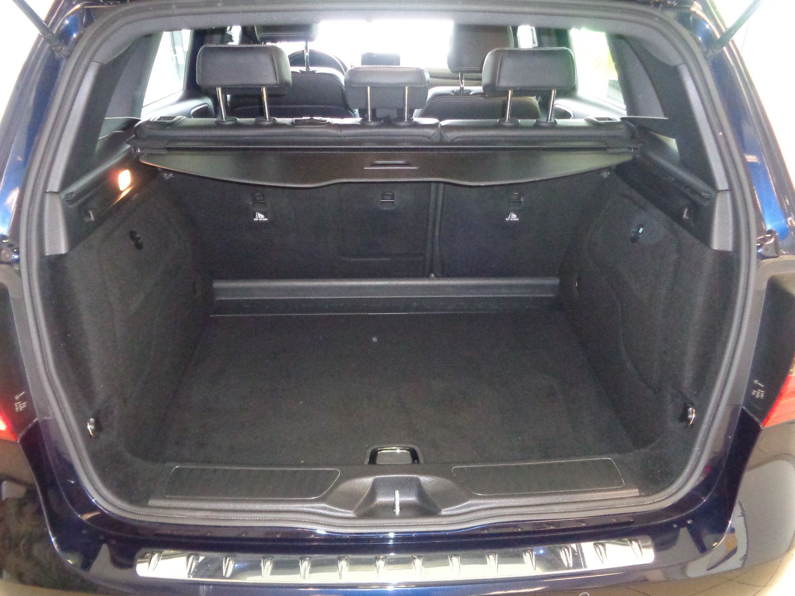 Fahrzeugabbildung Mercedes-Benz B 200 / NAVI / PDC / LED / LEDER /