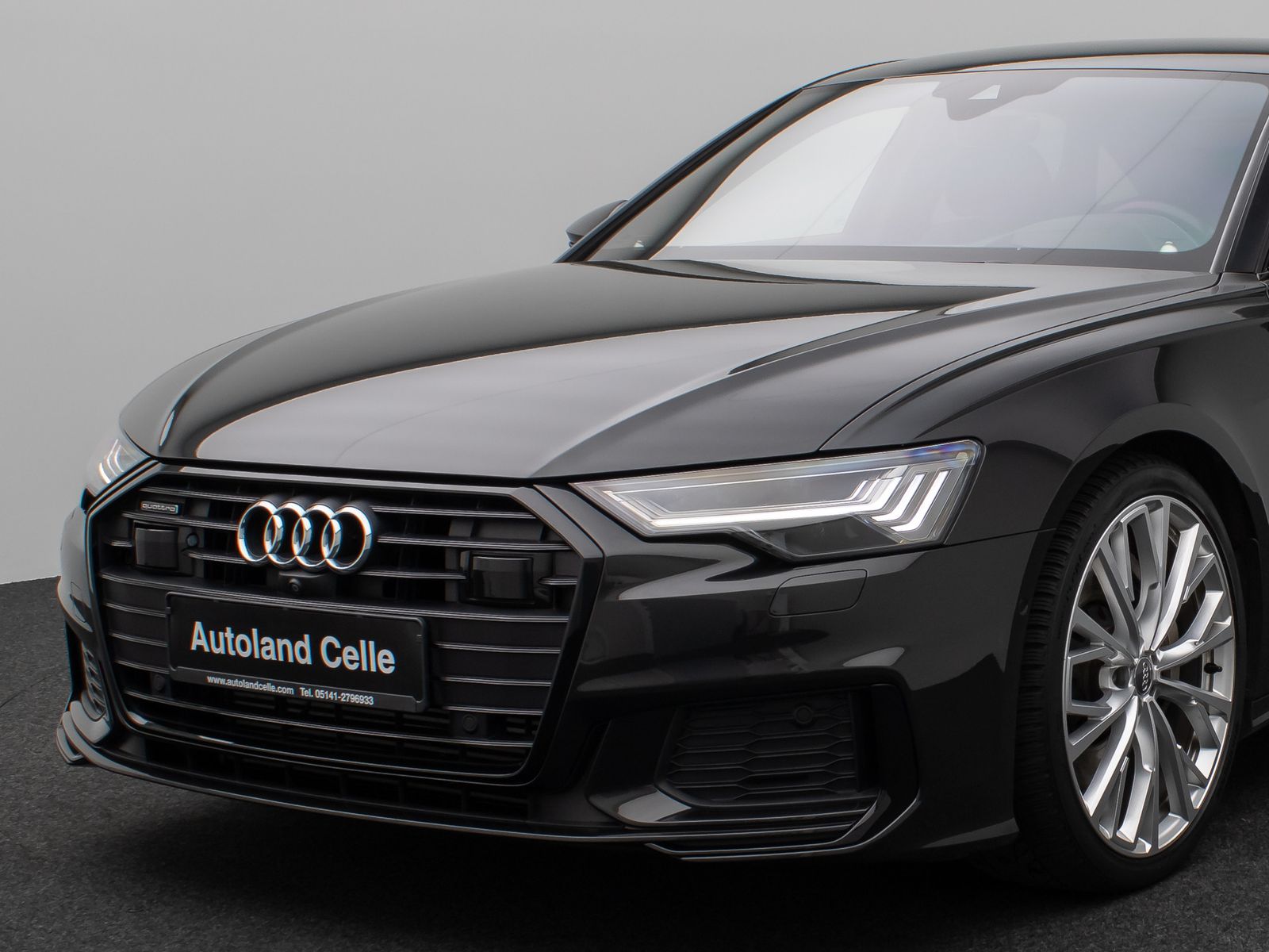 Fahrzeugabbildung Audi A6 Lim. 55 TFSI quattro S-Line + B&O SoftCl HUD