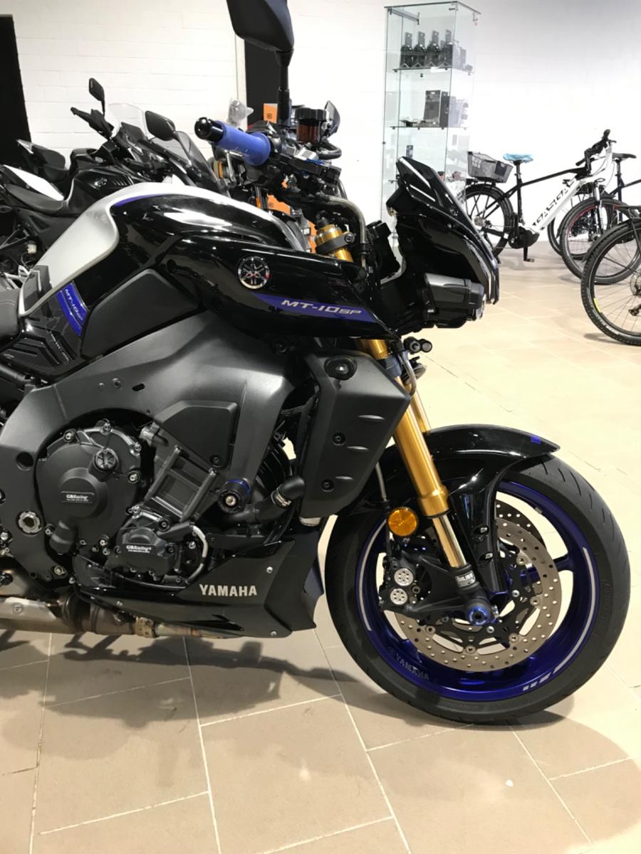 Yamaha MT10 SP 1.Hand/ alle Inspektionen/ Zubehör