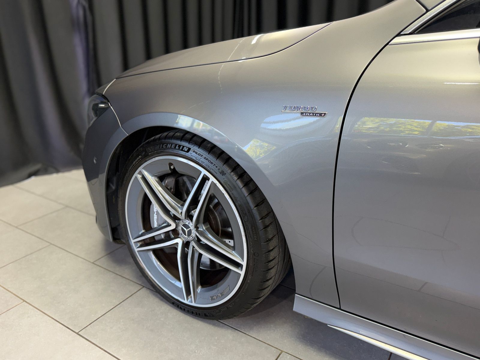 Fahrzeugabbildung Mercedes-Benz CLA 45 AMG Shooting Brake 4Matic|VOLL|