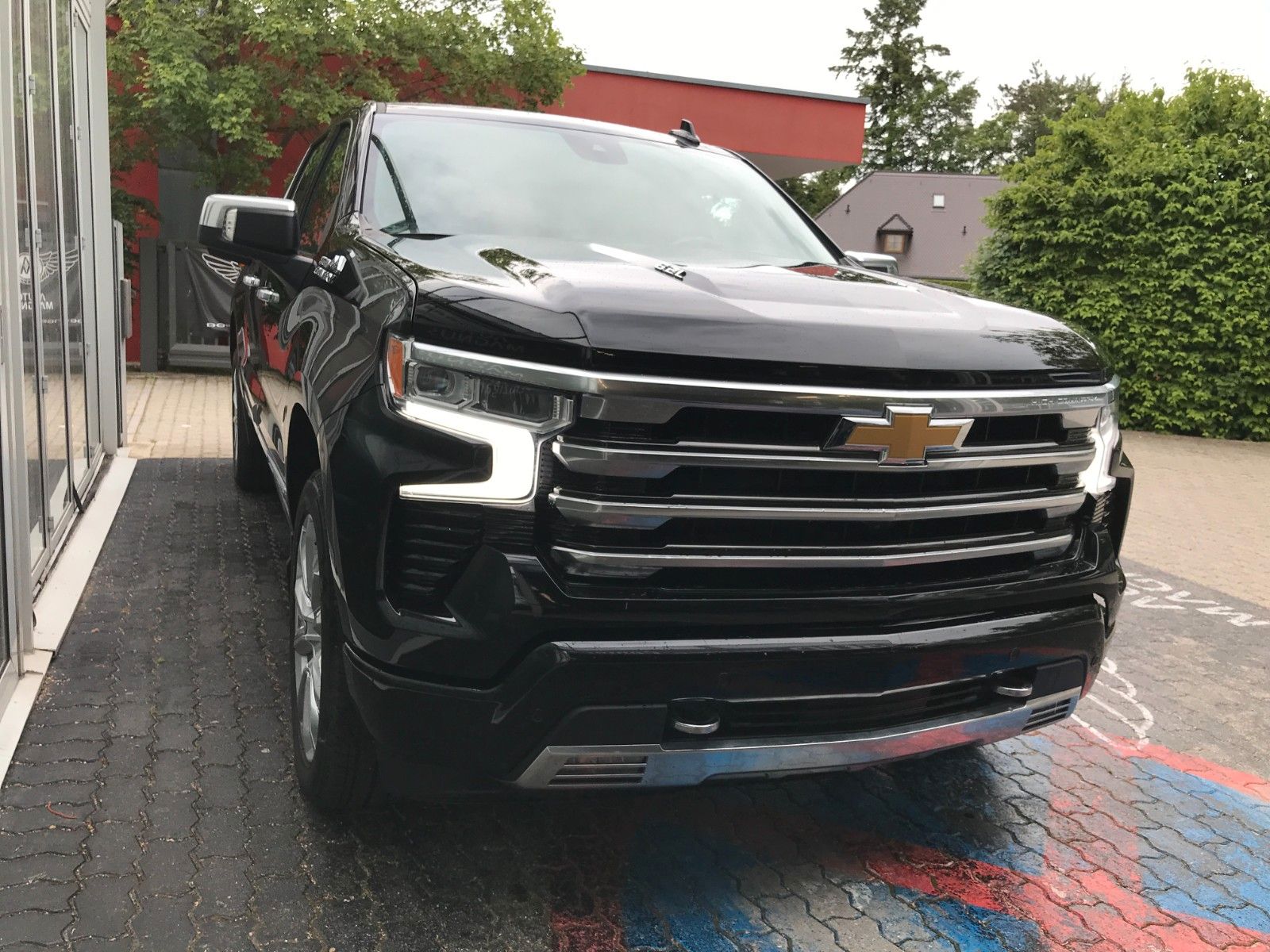 Fahrzeugabbildung Chevrolet Silverado 6.2 V8 High Country
