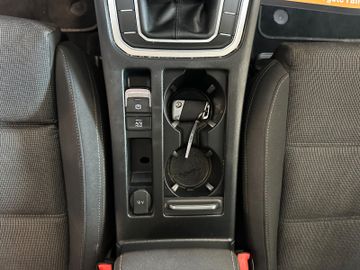 Volkswagen Passat Variant *Massage*Keyless*Tempo*Navi*