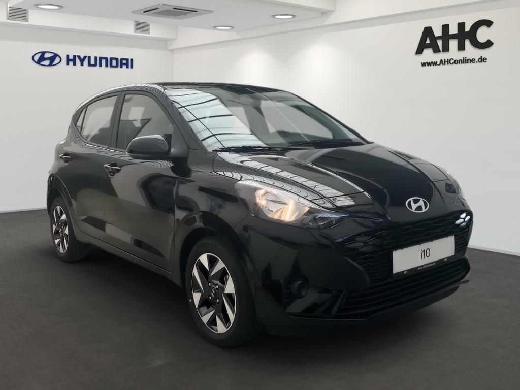 Fahrzeugabbildung Hyundai i10 Navi SHZ KAM PDC SpurH