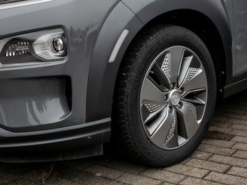 Hyundai Kona Basis Elektro 2WD Kamera Navi LED
