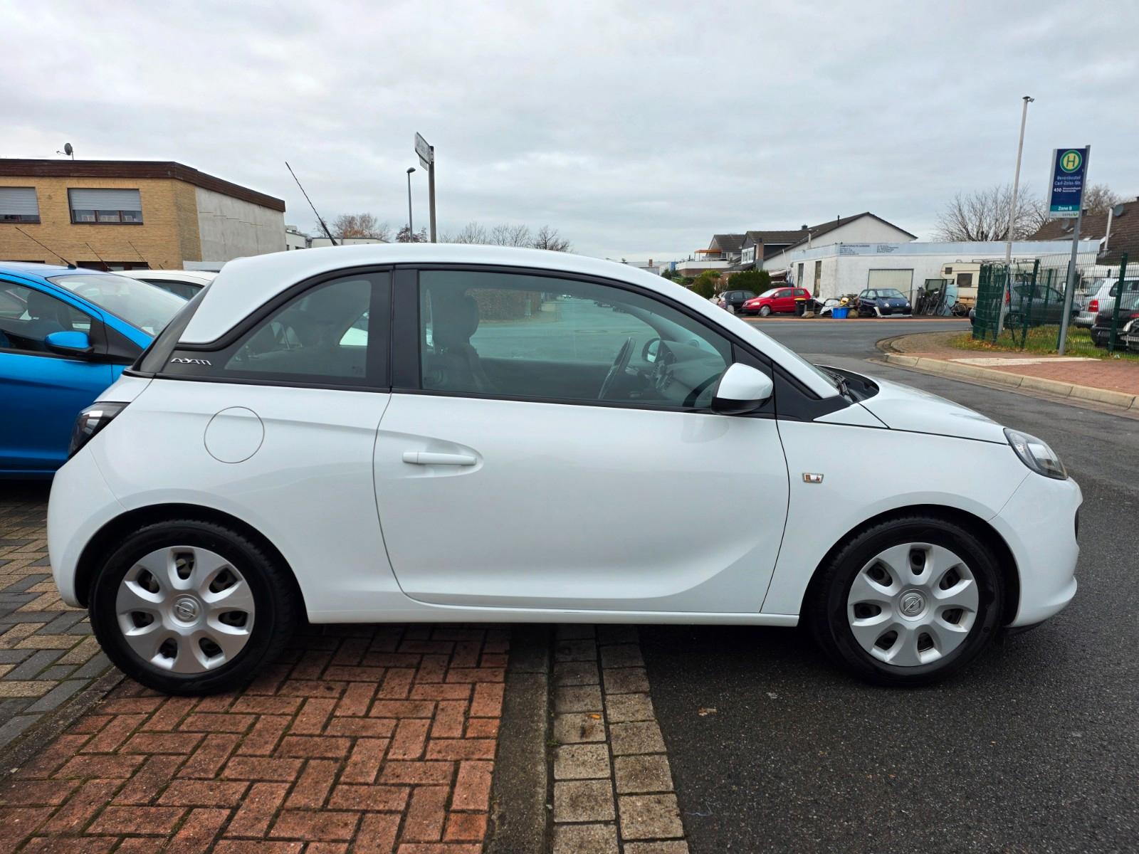 Opel Adam 1.2**Klima**Scheckheftgepflegt**Tüv Neu**