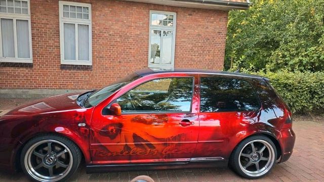 Volkswagen Golf 4 GTI 1,8TSI mit  Airbrush/Tasuch mög...