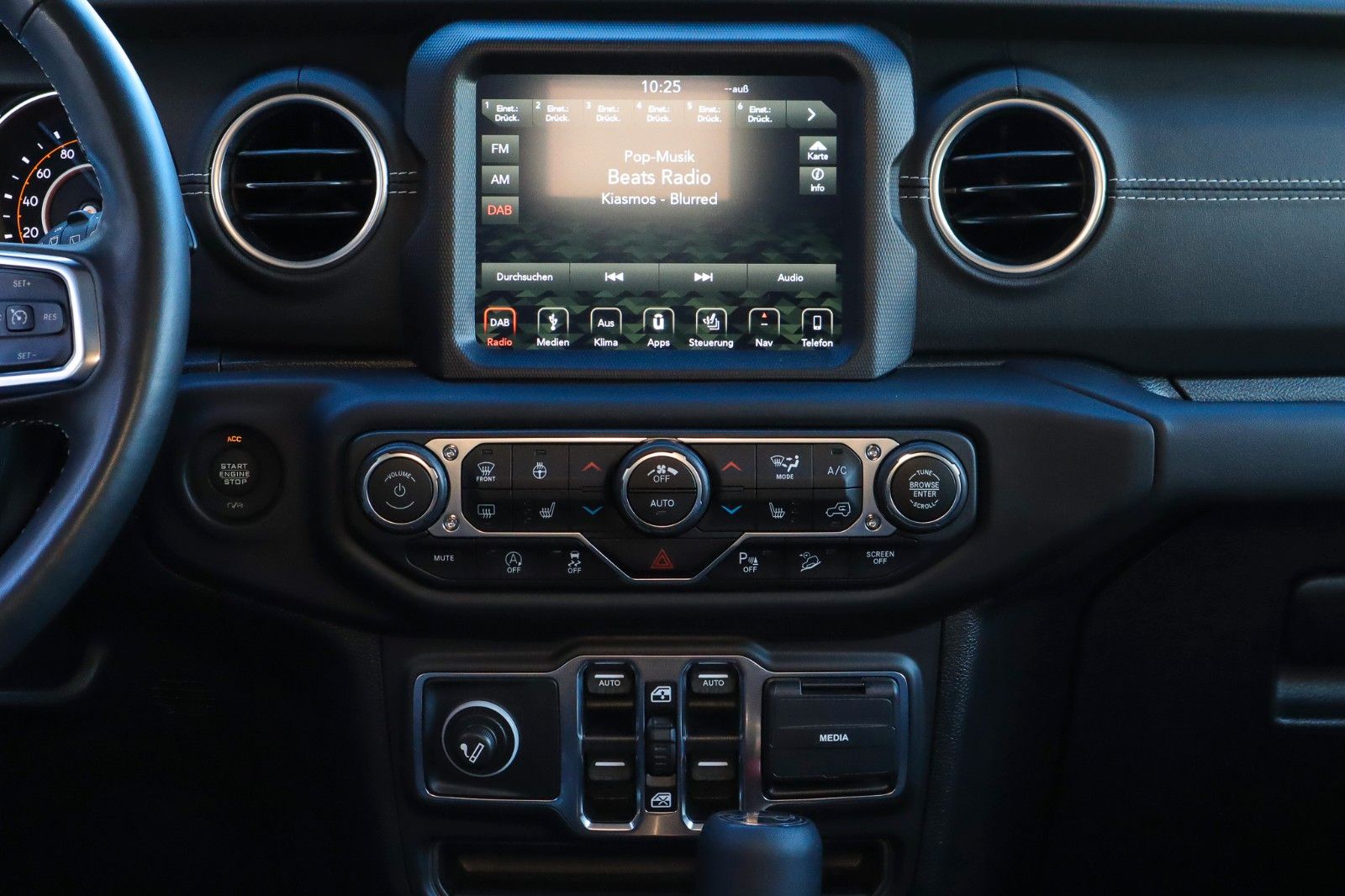 Fahrzeugabbildung Jeep Wrangler 2.2 Unlimited Sahara*AHK*Offroad*Leder*