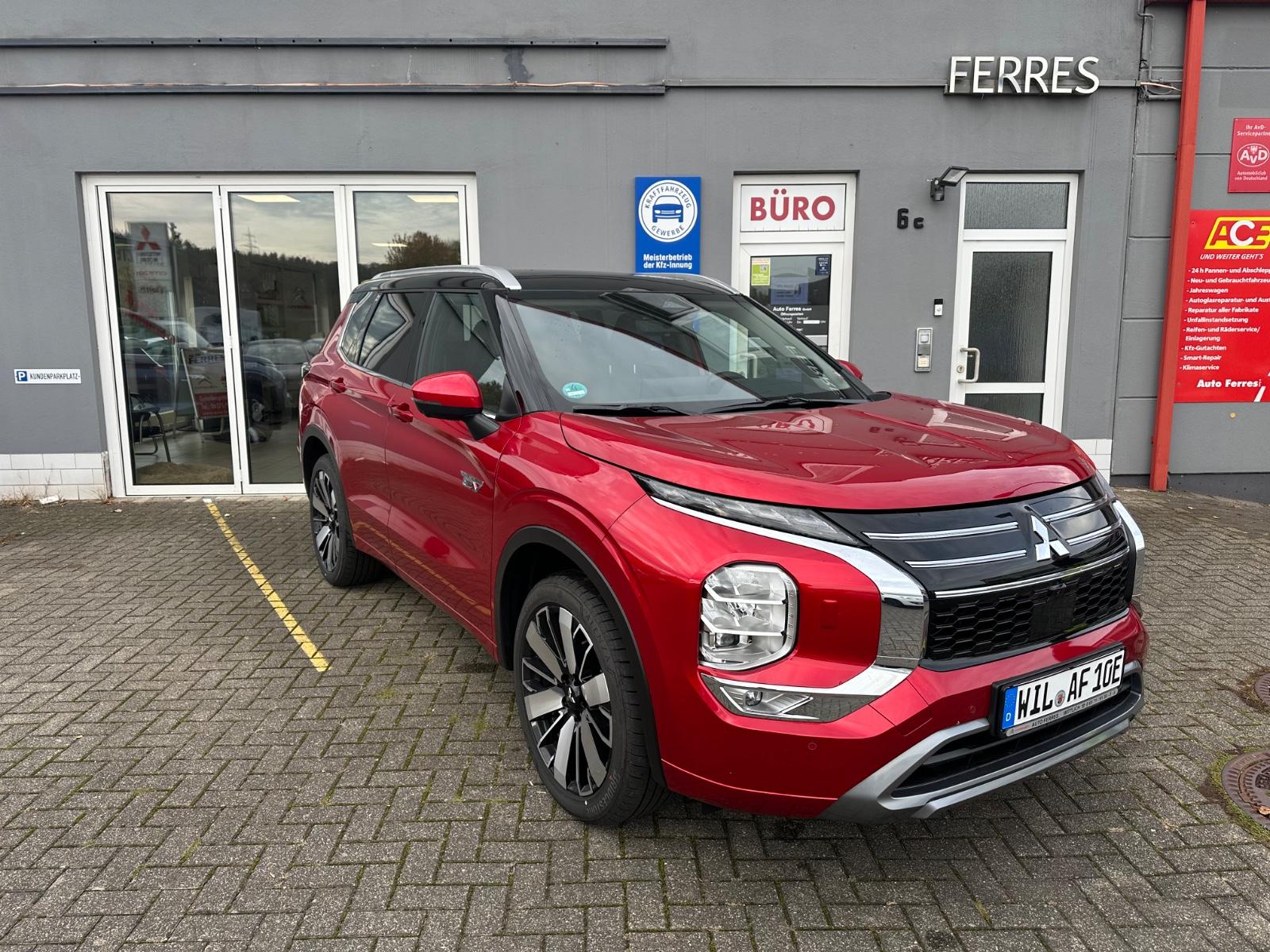 Mitsubishi Outlander 2.4 PHEV 100 kW S-AWC Top Panorama