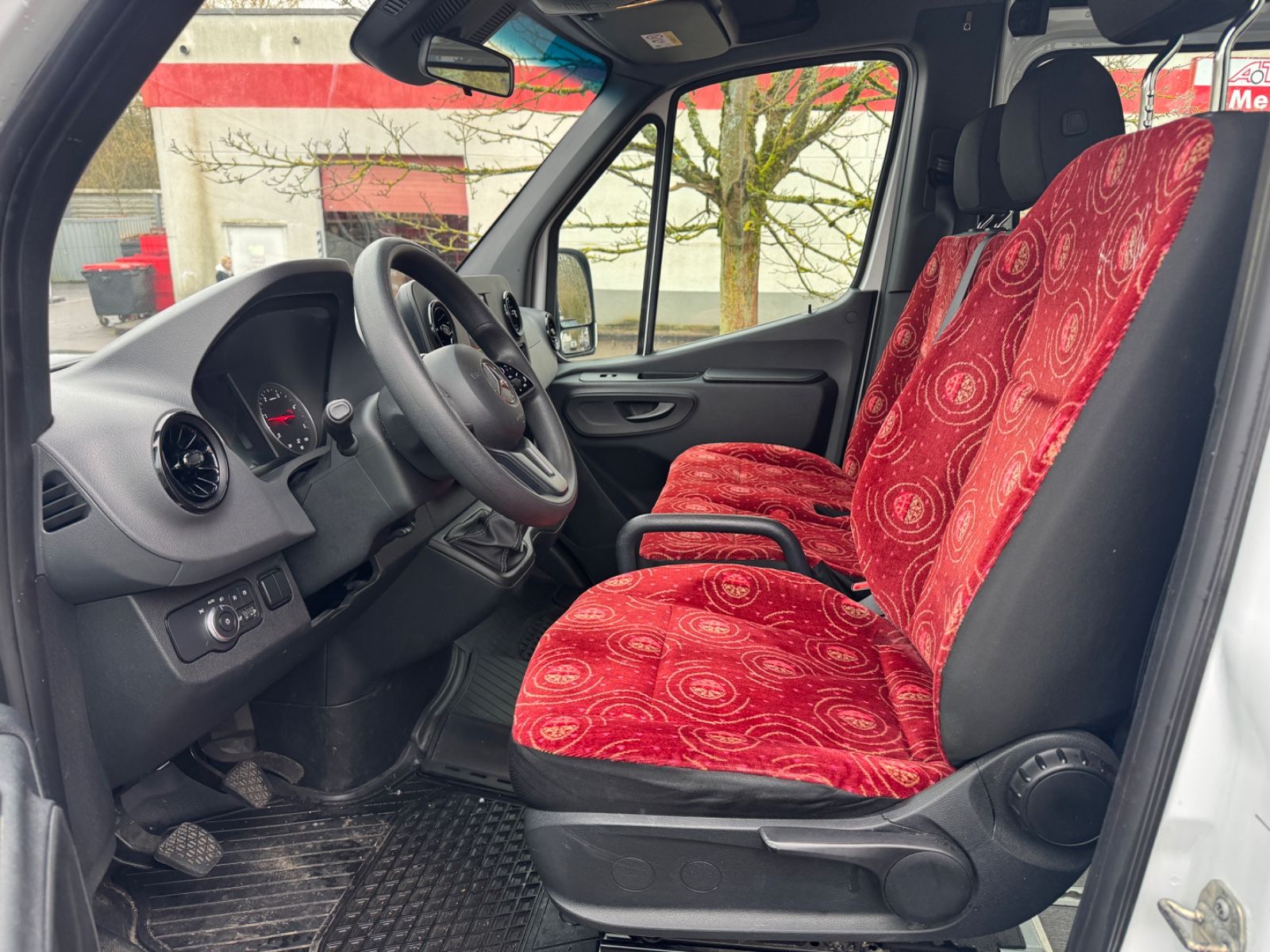 Fahrzeugabbildung Mercedes-Benz Sprinter III 314 CDI 9 Sitzer Klima+Lane+Toterwi