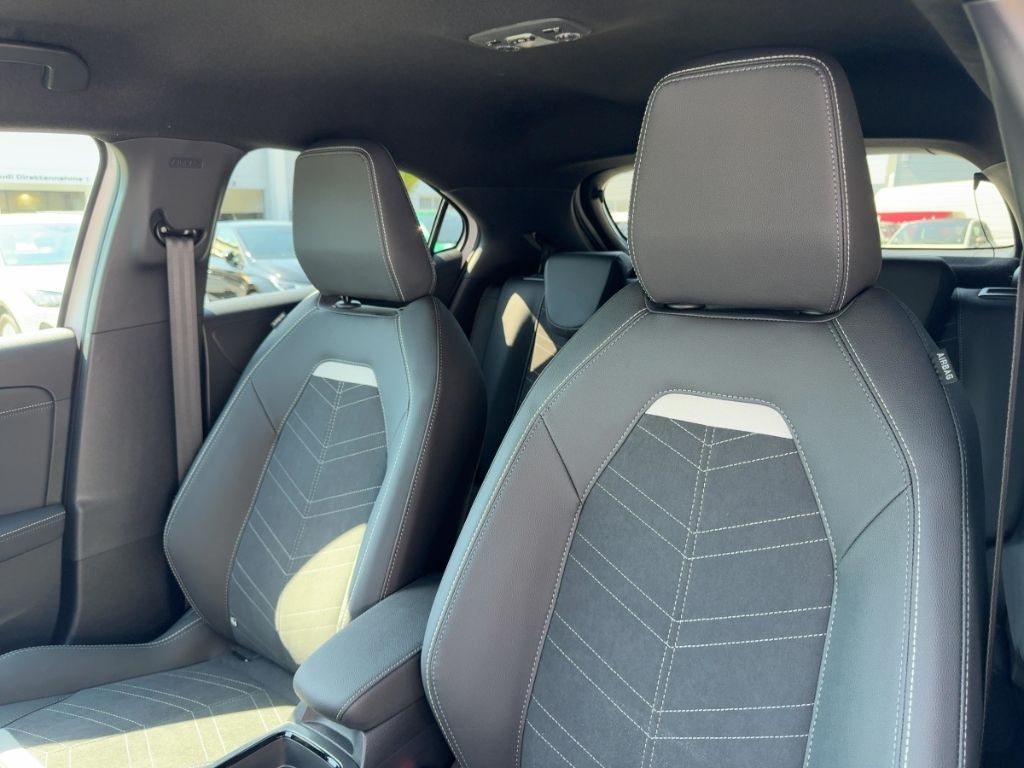 Fahrzeugabbildung Opel Mokka Ultimate Massage SHZ RFK MATRIX