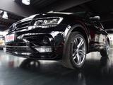 Volkswagen Tiguan TDI 4M R-line/ DSG/ Navi/ LED/ AHK/ Pano - Volkswagen Tiguan: Teilleder