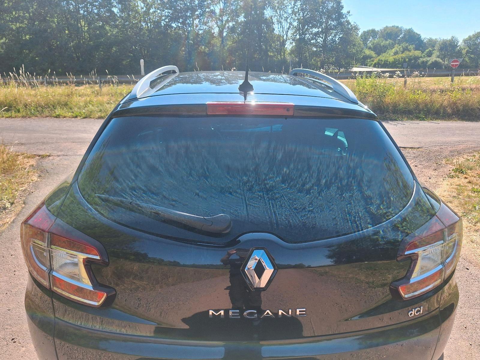 Renault Megane 2011 — photo 7
