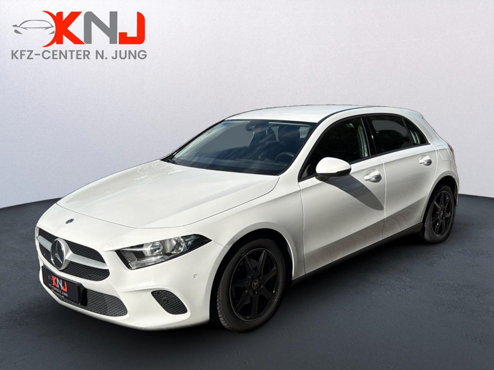 Mercedes-Benz A 180 d 2.0 W177 Business | MBUX