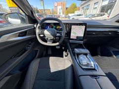 Fahrzeugabbildung Rafale 200 E-Tech Full Hybrid Esprit Alpine Voll