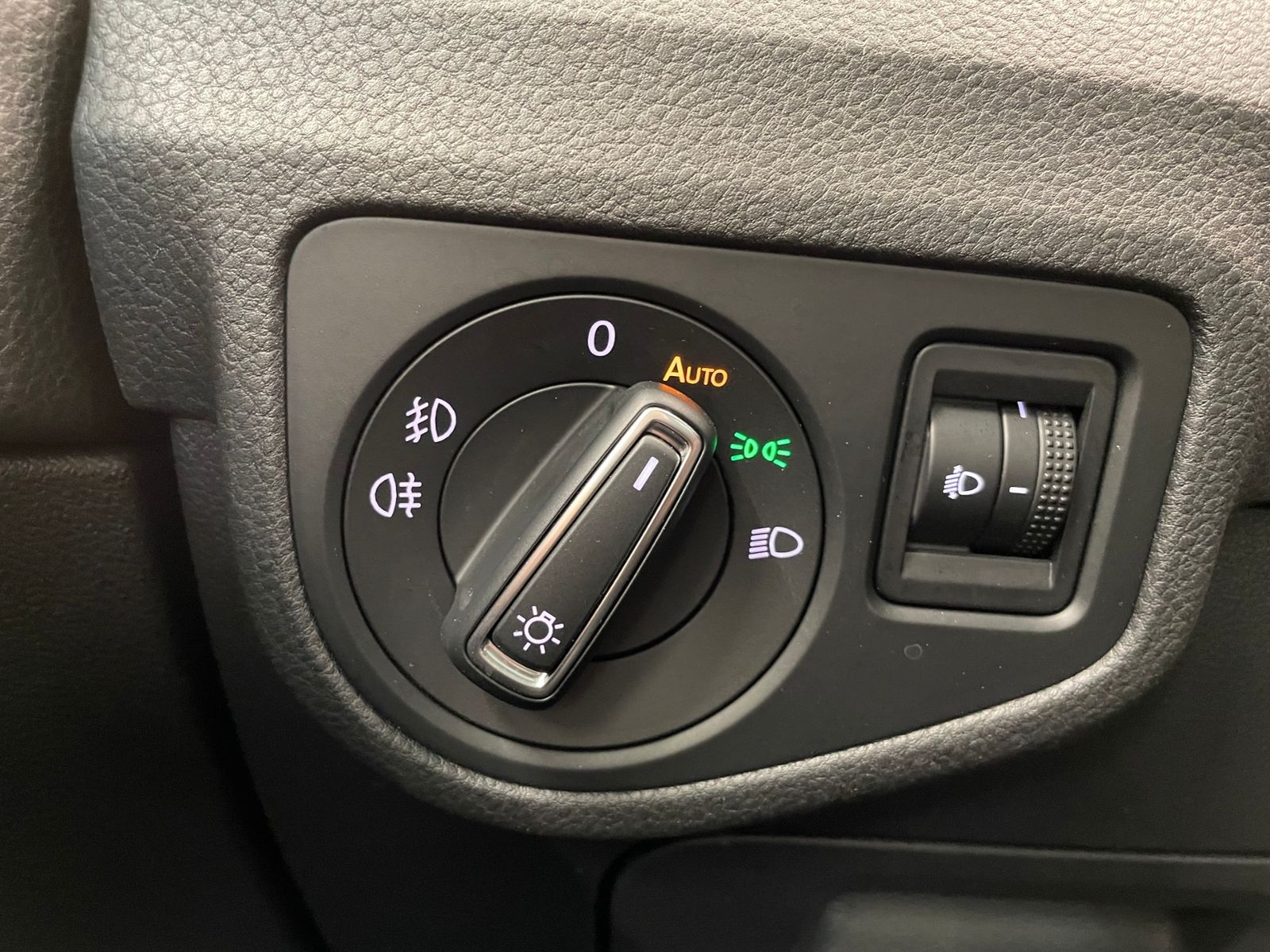 Golf Sportsvan Allstar 1.2 TSI DSG PDC SHZ NAVI