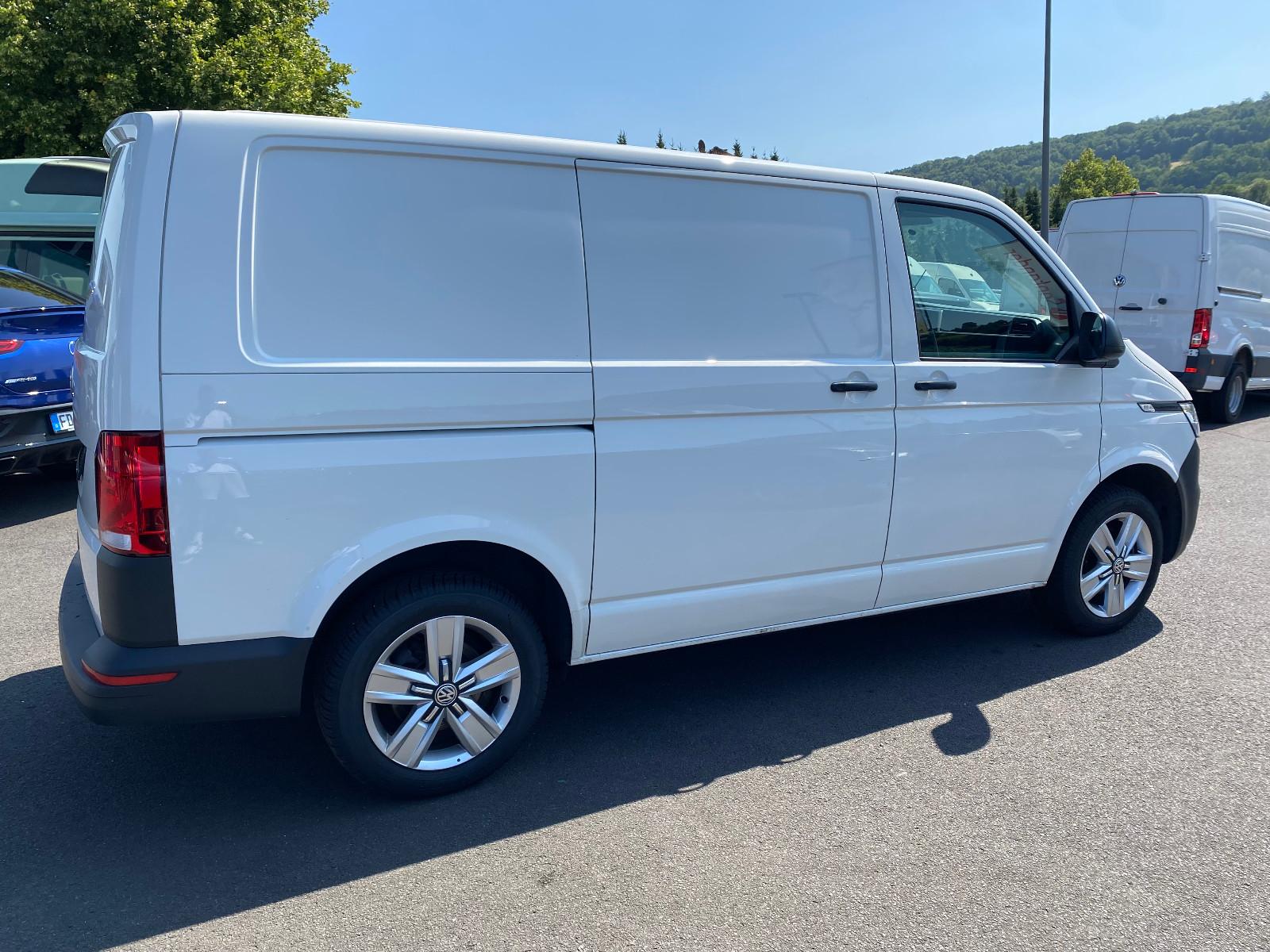 Volkswagen T6.1 Transporter 2.0 TDI DAB Seitenwindassistent