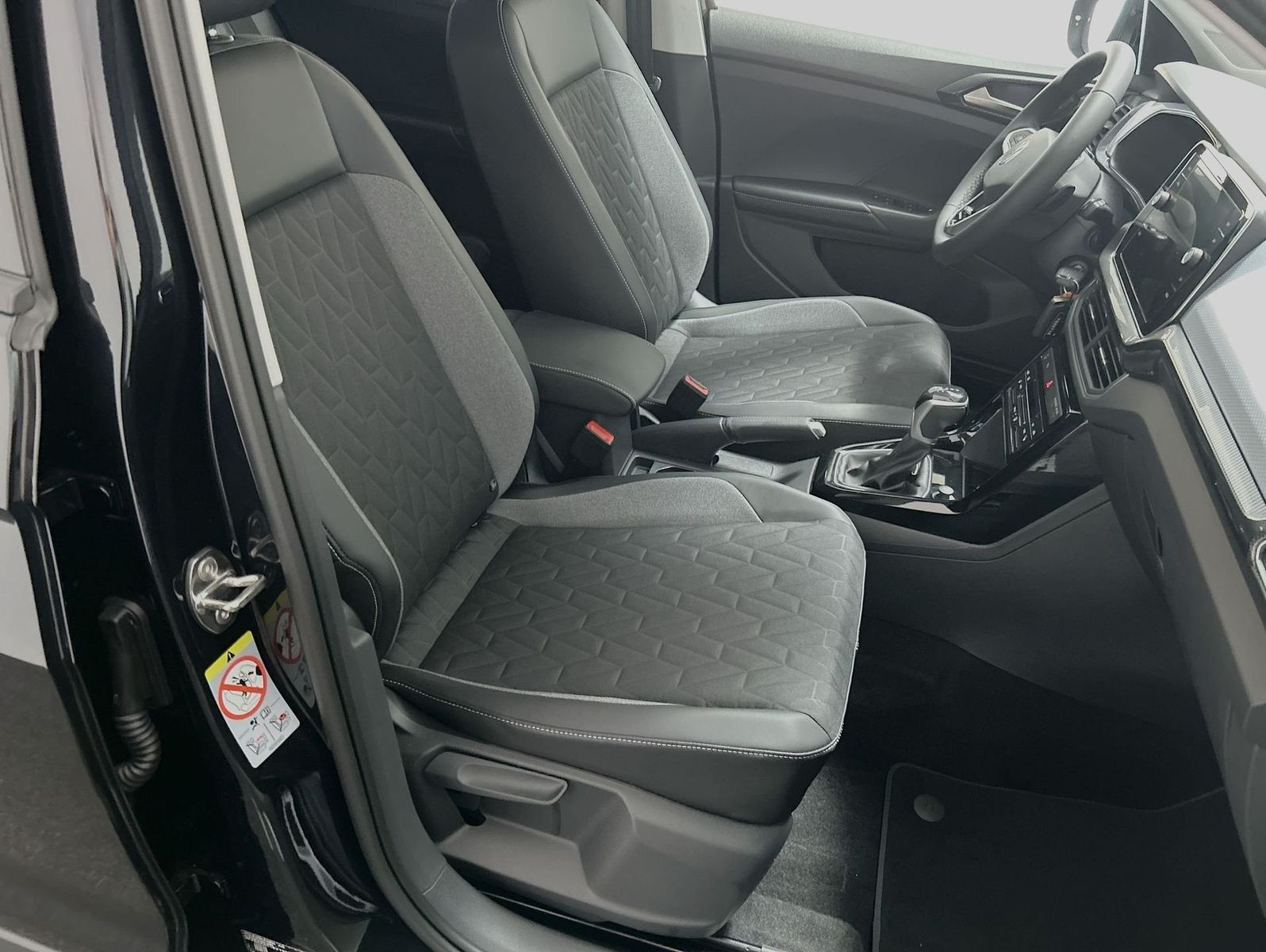 Volkswagen T-Cross - Bild 23