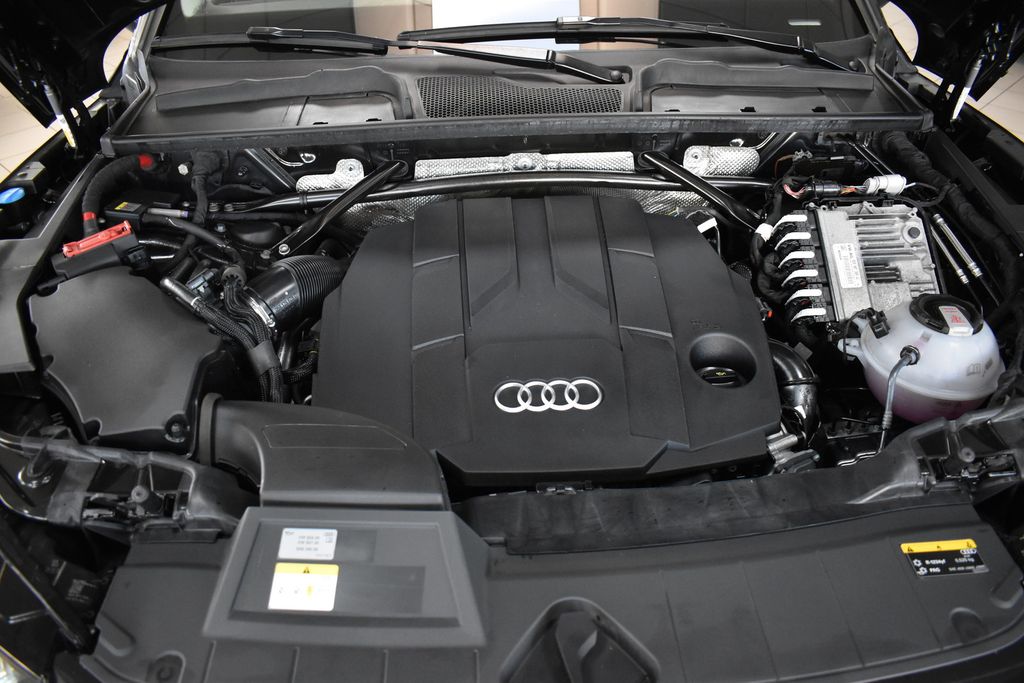 Audi Q5 50 TDI quattro AHK LEDER STANDH NETTO 33.300