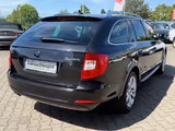Skoda Superb Combi Elegance - Skoda Superb: Kombi, Elegance