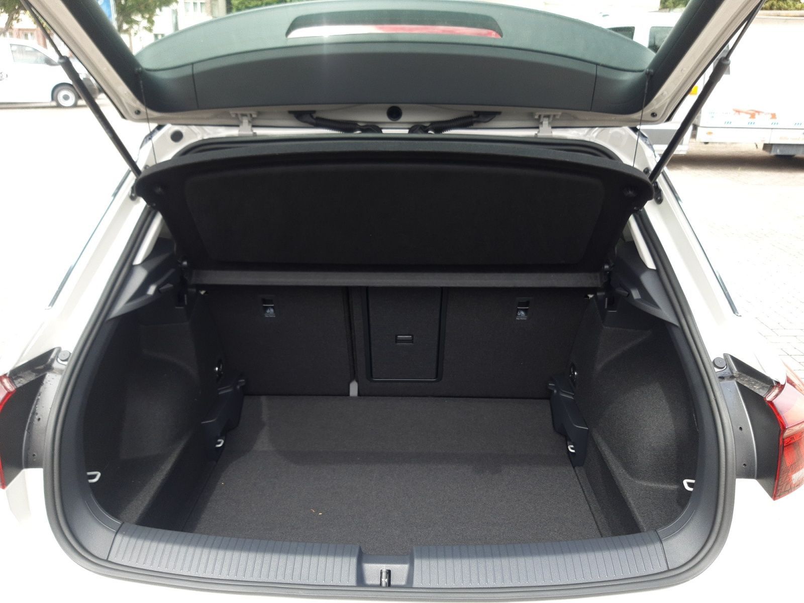 T-Roc Life 1,5 TSI OPF 110 kW (150 PS) 7-Gang-Do