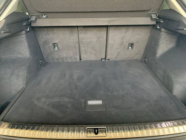 Q3 35 TDI S TRONIC S LINE +LED+KAMERA+NAVI+AHK++