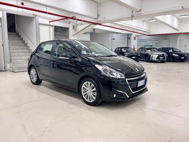 Peugeot PEUGEOT 208 I 2015 - 208 5p 1.2 puretech Active 