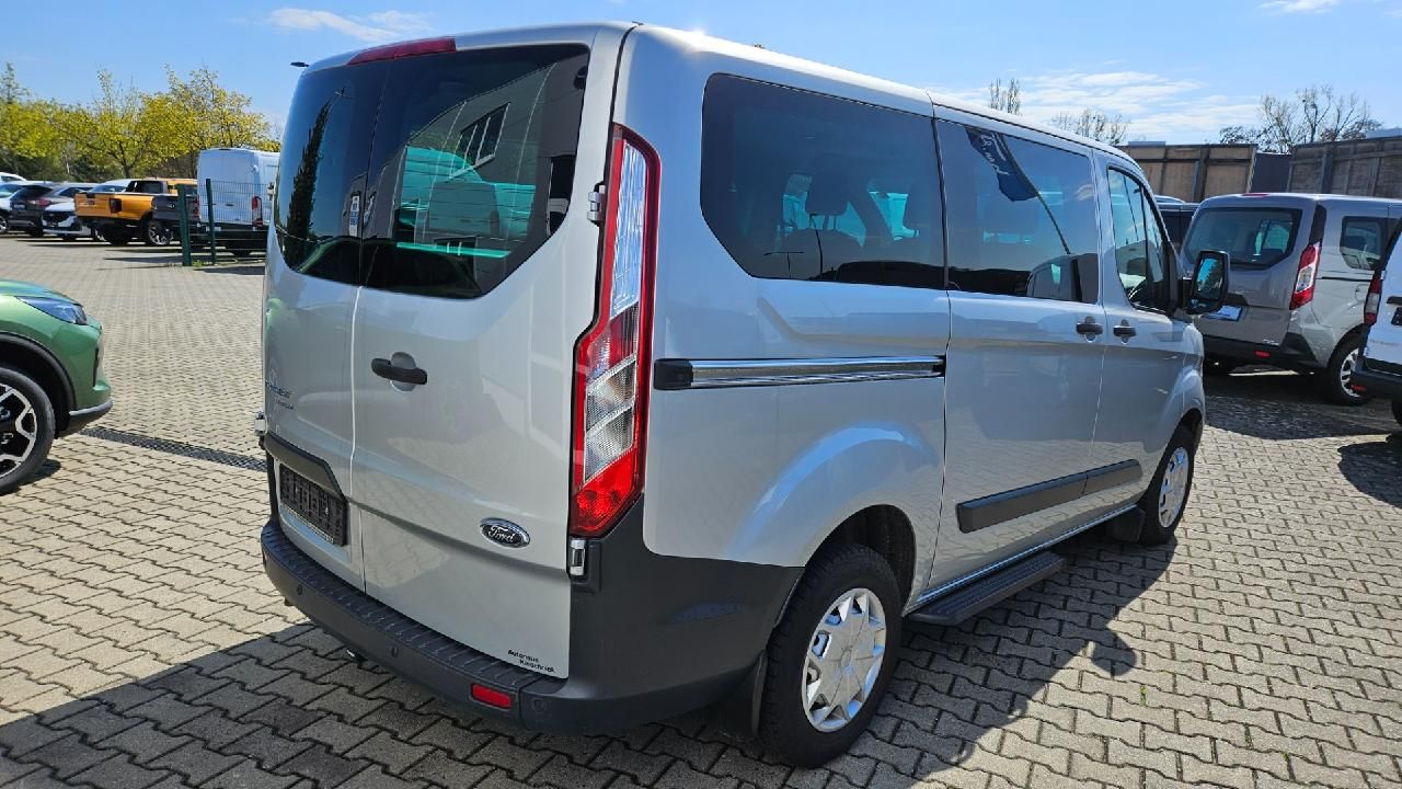 Fahrzeugabbildung Ford Transit/Tourneo Custom Kombi 310 L1 Trend