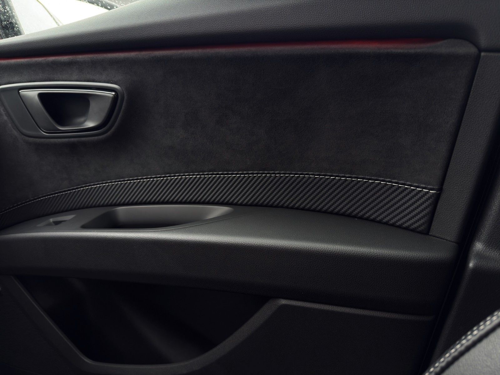 Fahrzeugabbildung SEAT LeonST Cupra*Pano*ACC*Soundsystem*Carplay*Allrad