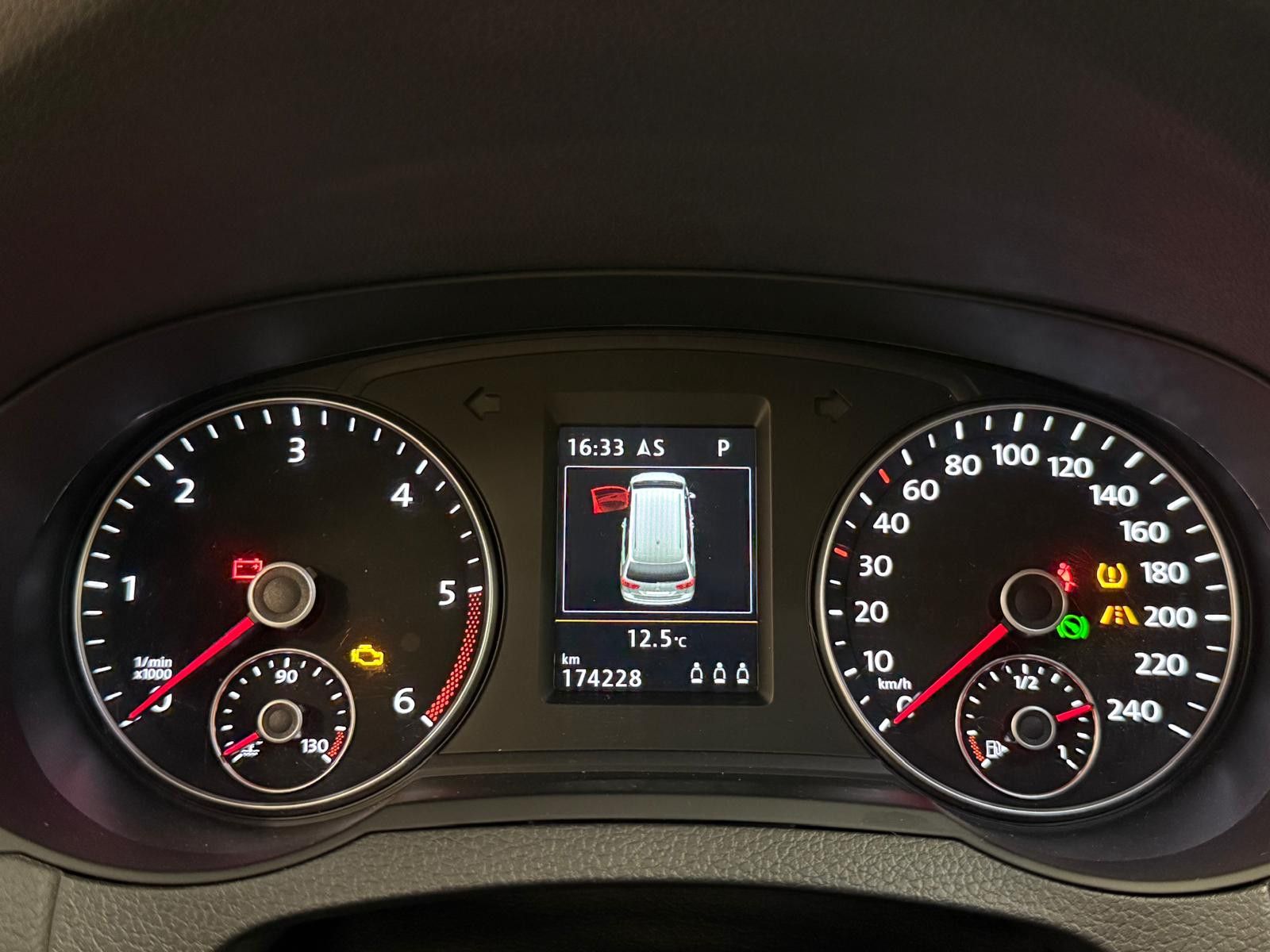 Fahrzeugabbildung SEAT Alhambra Style / NAVI / KLIMA / KAMERA