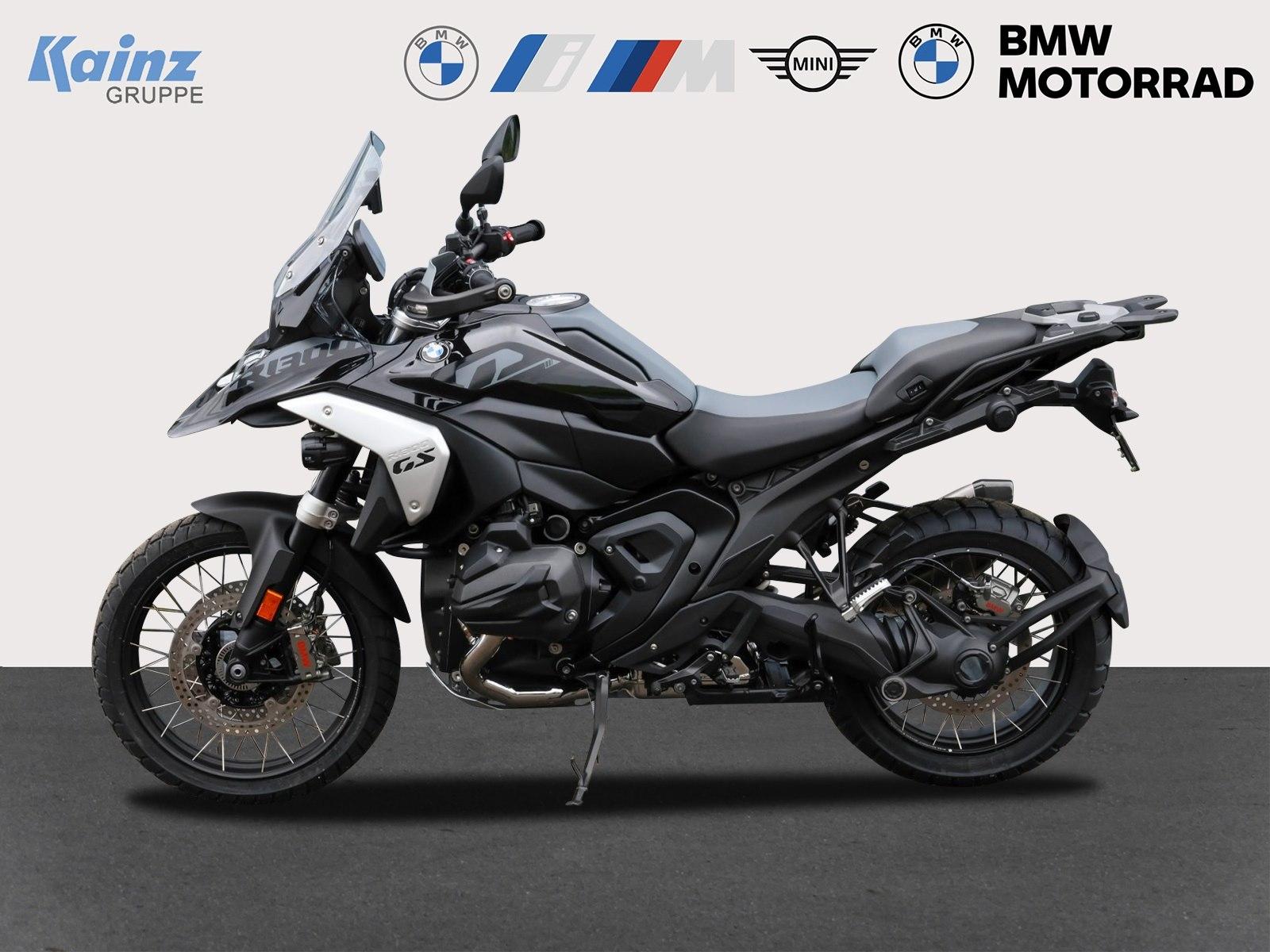 BMW R 1300 GS Triple Black/4 Pakete/Akrapovic/Höhenr