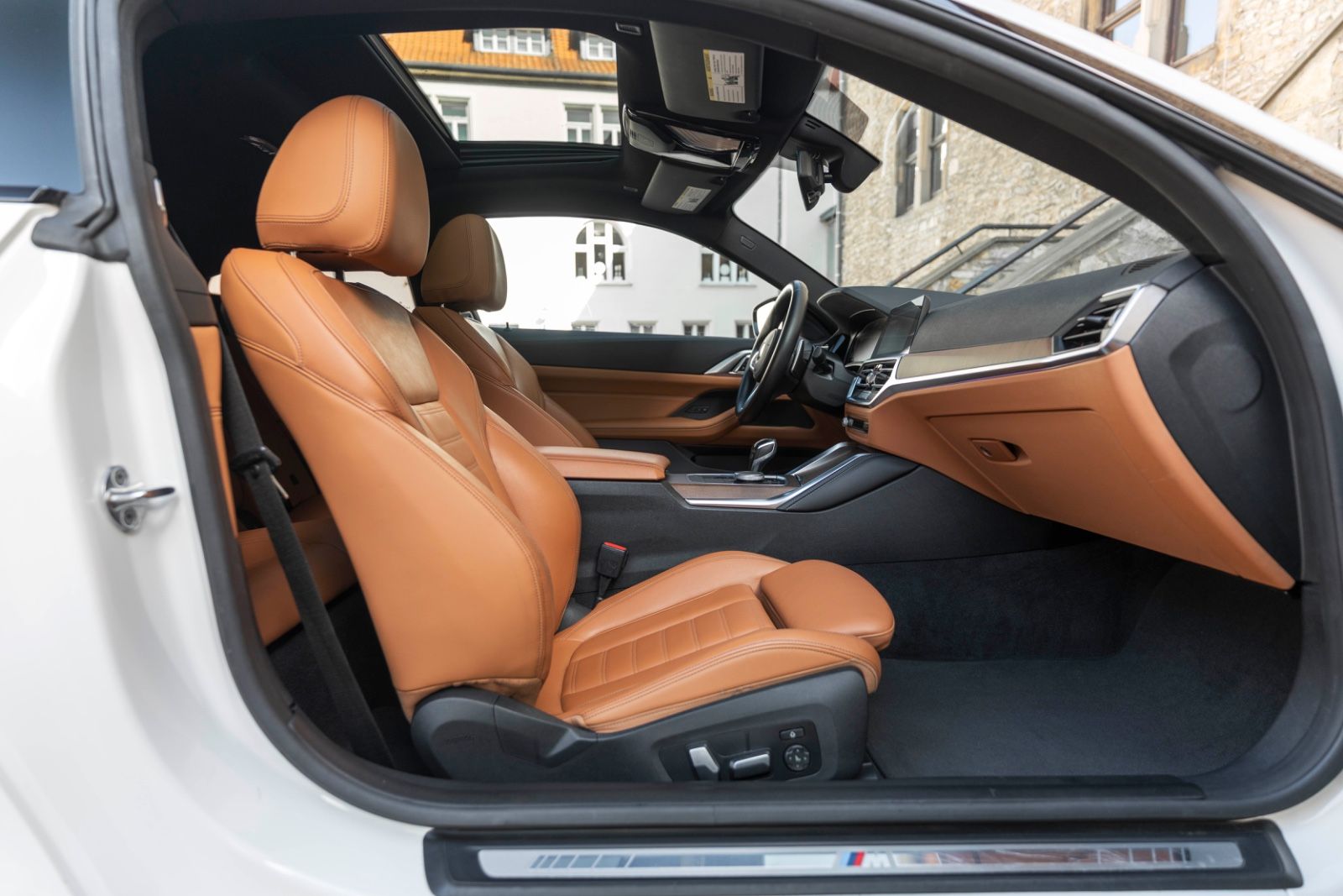 Fahrzeugabbildung BMW 430i Coupé M Sportpaket HUD LED KAM HIFI ACC