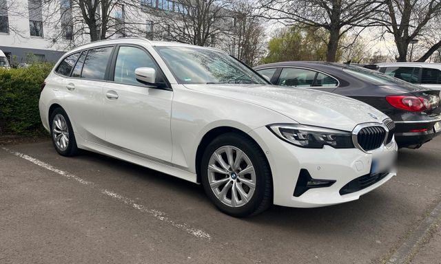 BMW BMW 318d Touring 2021 Automatik - G21 / TÜ...