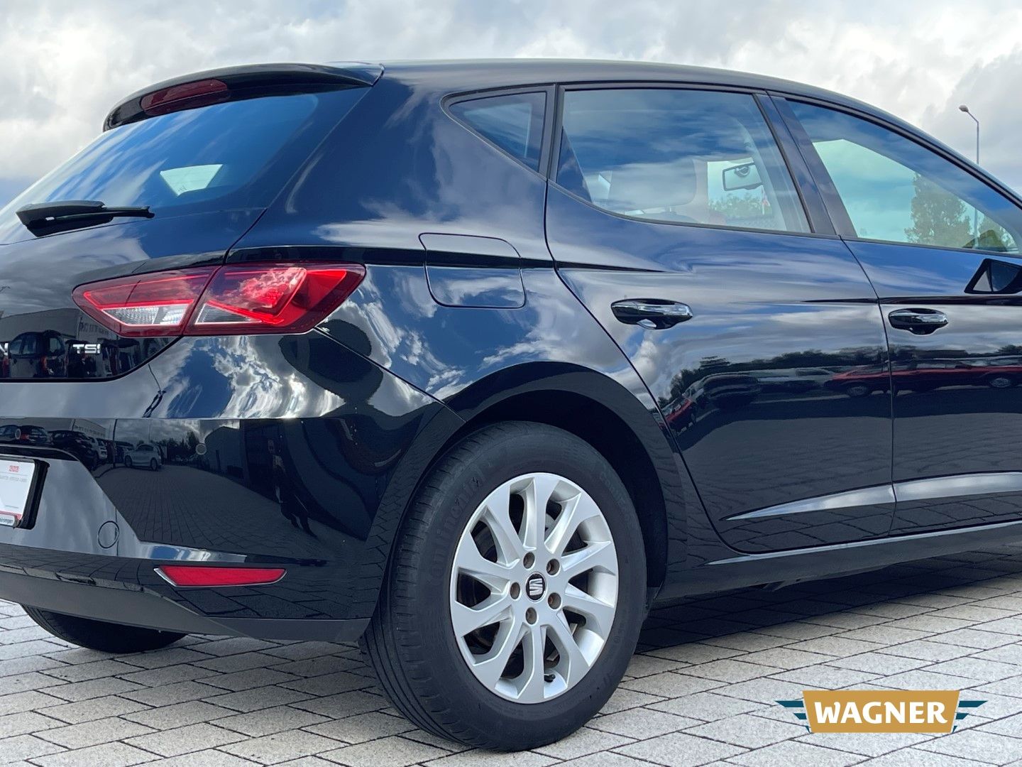 Fahrzeugabbildung SEAT Leon Style Automatik Sitzheizung Klimaautomatik