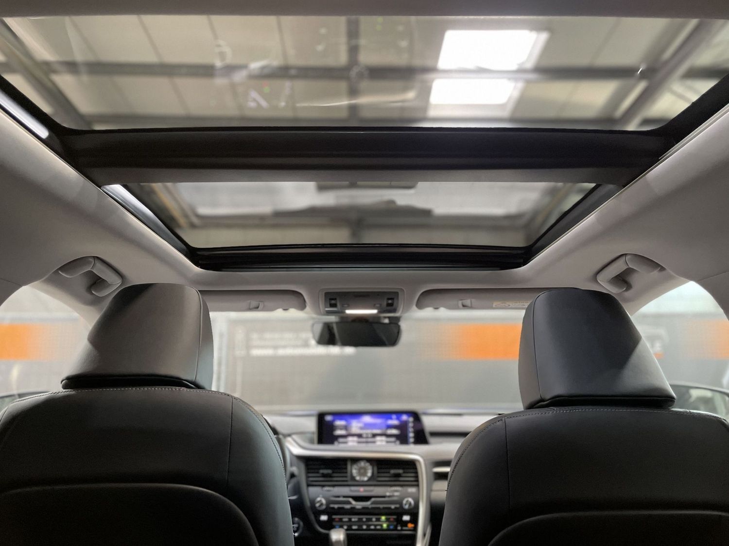 Fahrzeugabbildung Lexus RX 450h AWD Luxury Line #Pano#HeadUp#Memory#360°