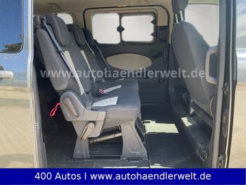 Ford Tourneo Custom - 12