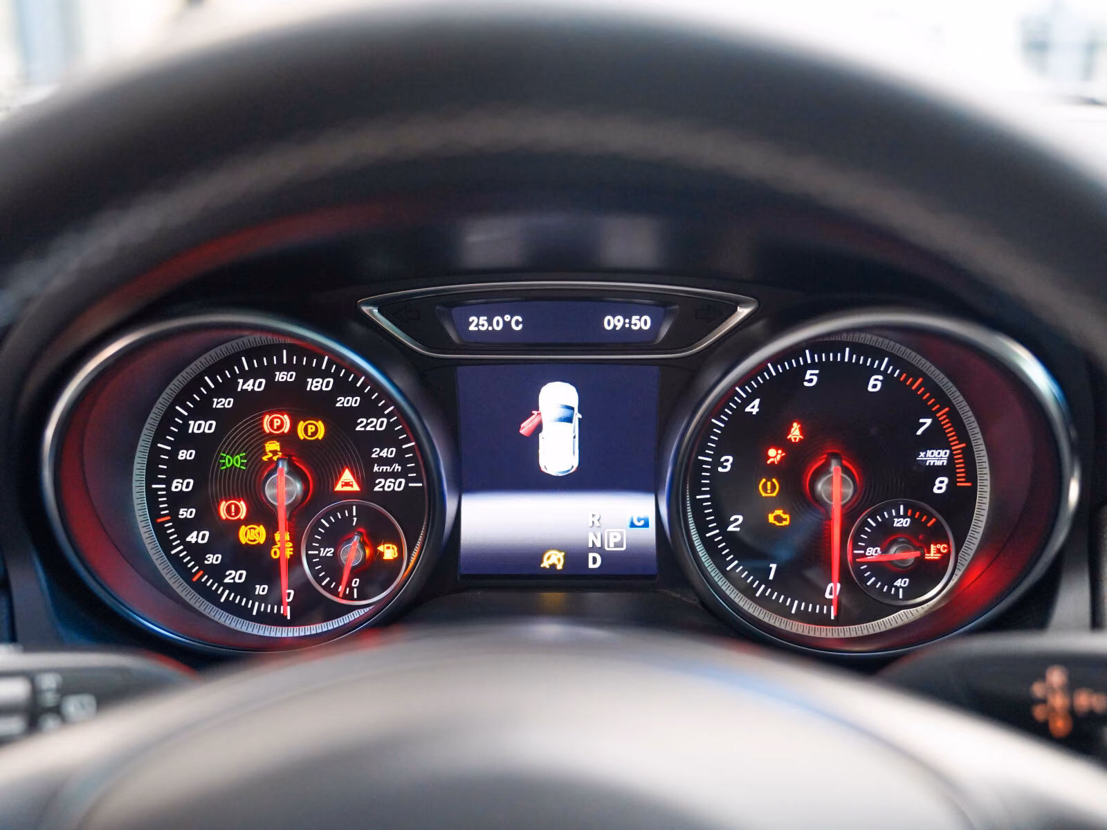 Mercedes-Benz GLA 220 4M Urban DISTRONIC 360° AHK KEYLESS LED