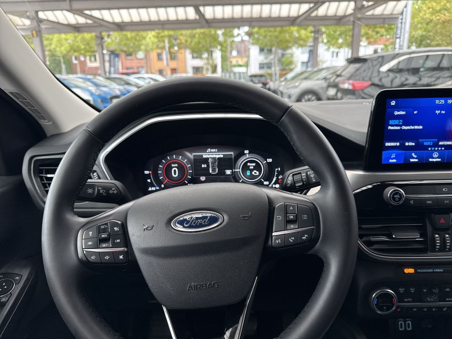 Fahrzeugabbildung Ford Kuga Hybrid Titanium X AWD/AHK/LED/HUD/TWA/Bang