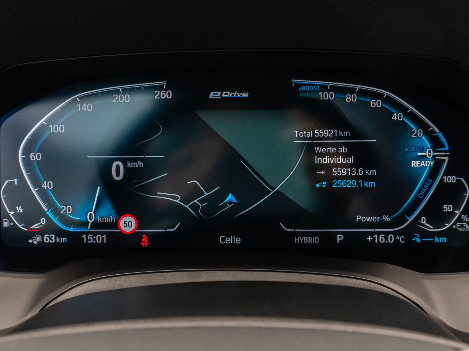 Fahrzeugabbildung BMW 330e Sport Line DAB HiFi WLAN Stop&Go PDC Alarm