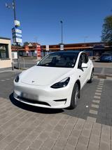 Tesla Model Y RWD 2023 | LFP | Weiß/Weiß - Tesla Model Y: Von Privat