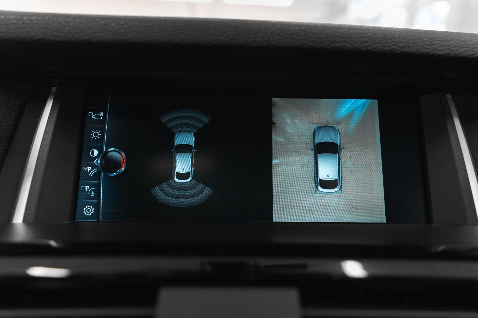 Fahrzeugabbildung BMW X4 M40i M-Sportpaket Head Up Harman 360 Xenon