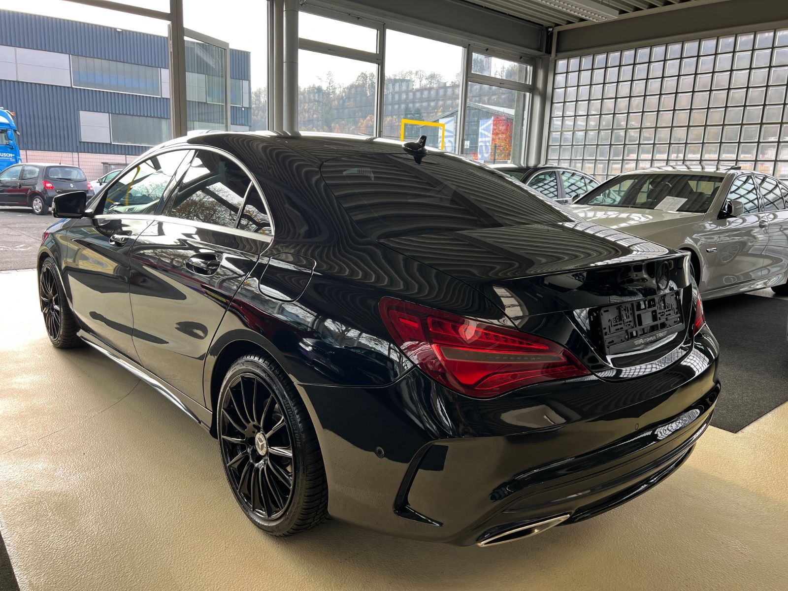 Fahrzeugabbildung Mercedes-Benz CLA 250 4Matic AMG Line *SCHECKHEFT BEI MERCEDES