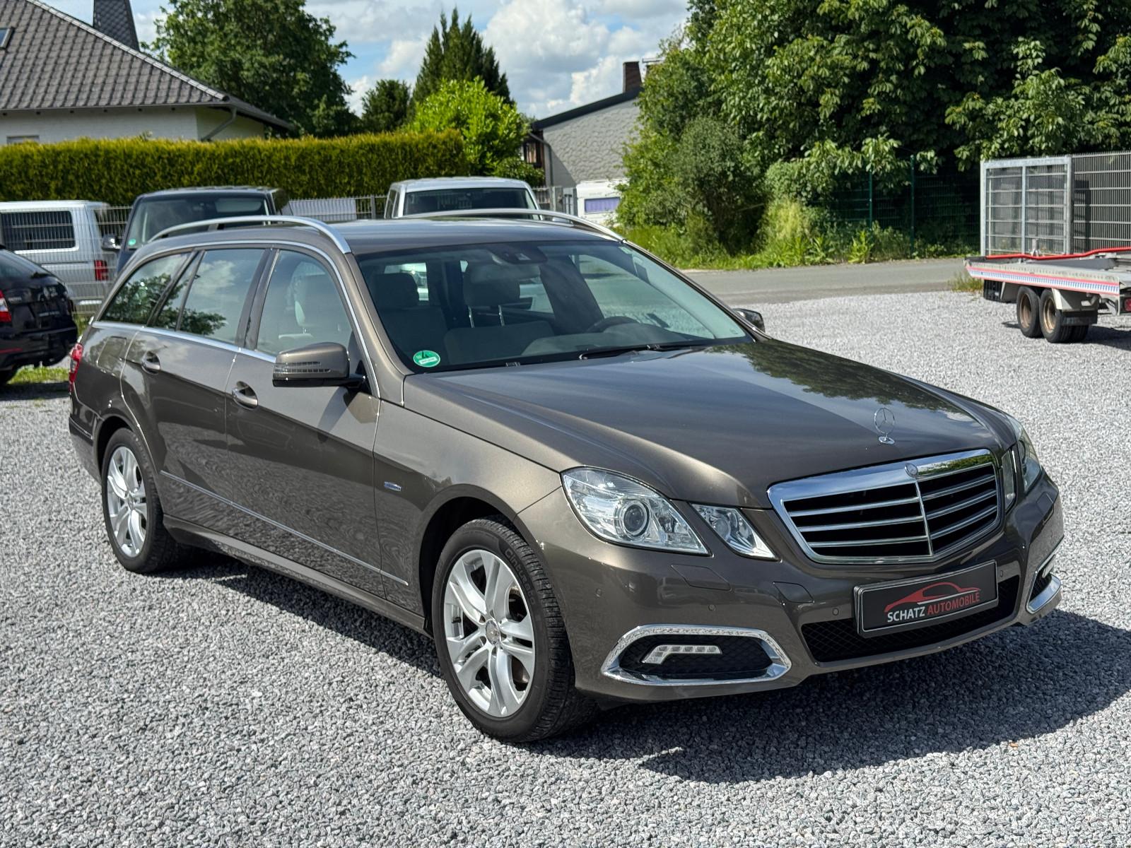 Mercedes-Benz E 250 E T-Modell E 250 CGI BlueEfficiency