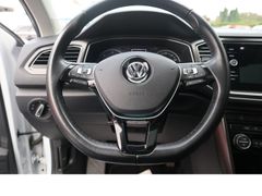 Fahrzeugabbildung Volkswagen T-Roc 4Motion 1hd Navi Tempo Panoo Scheckheftge