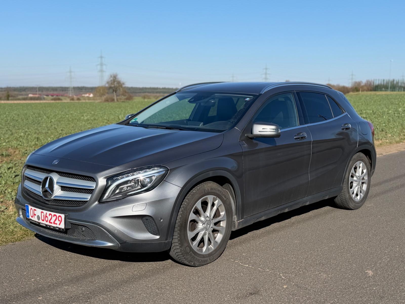 Mercedes-Benz GLA 220 GLA GLA 220 CDI / d 4Matic Automatik Kam