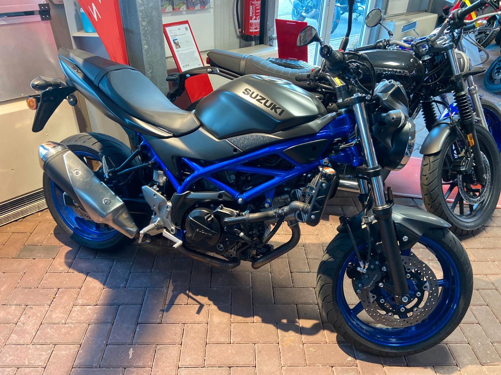 Suzuki SV650