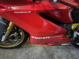 Ducati 1199 Panigale R Akrapovic, Magnesium Felgen sche - DUCATI F1