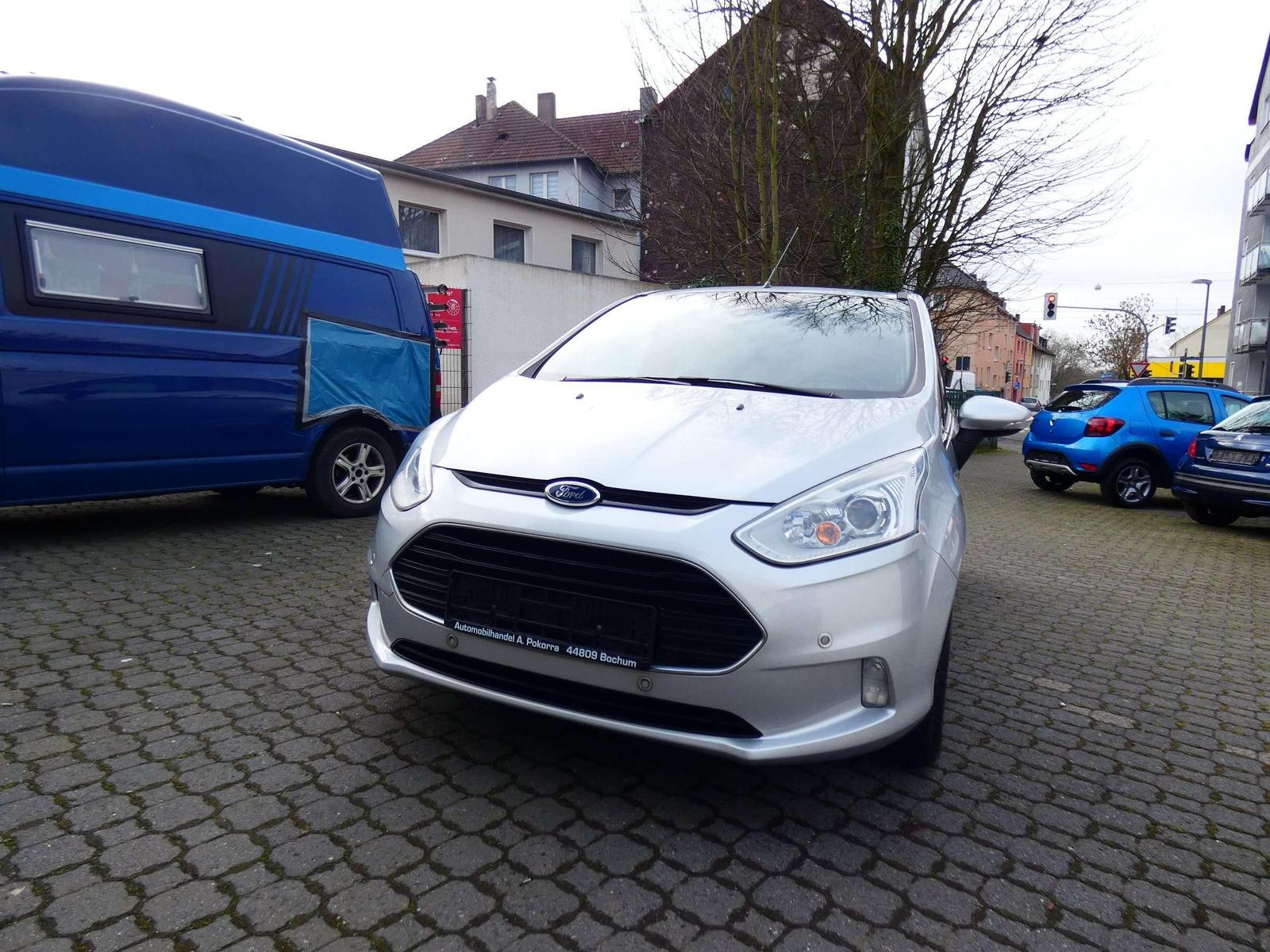 Ford B-Max Titanium