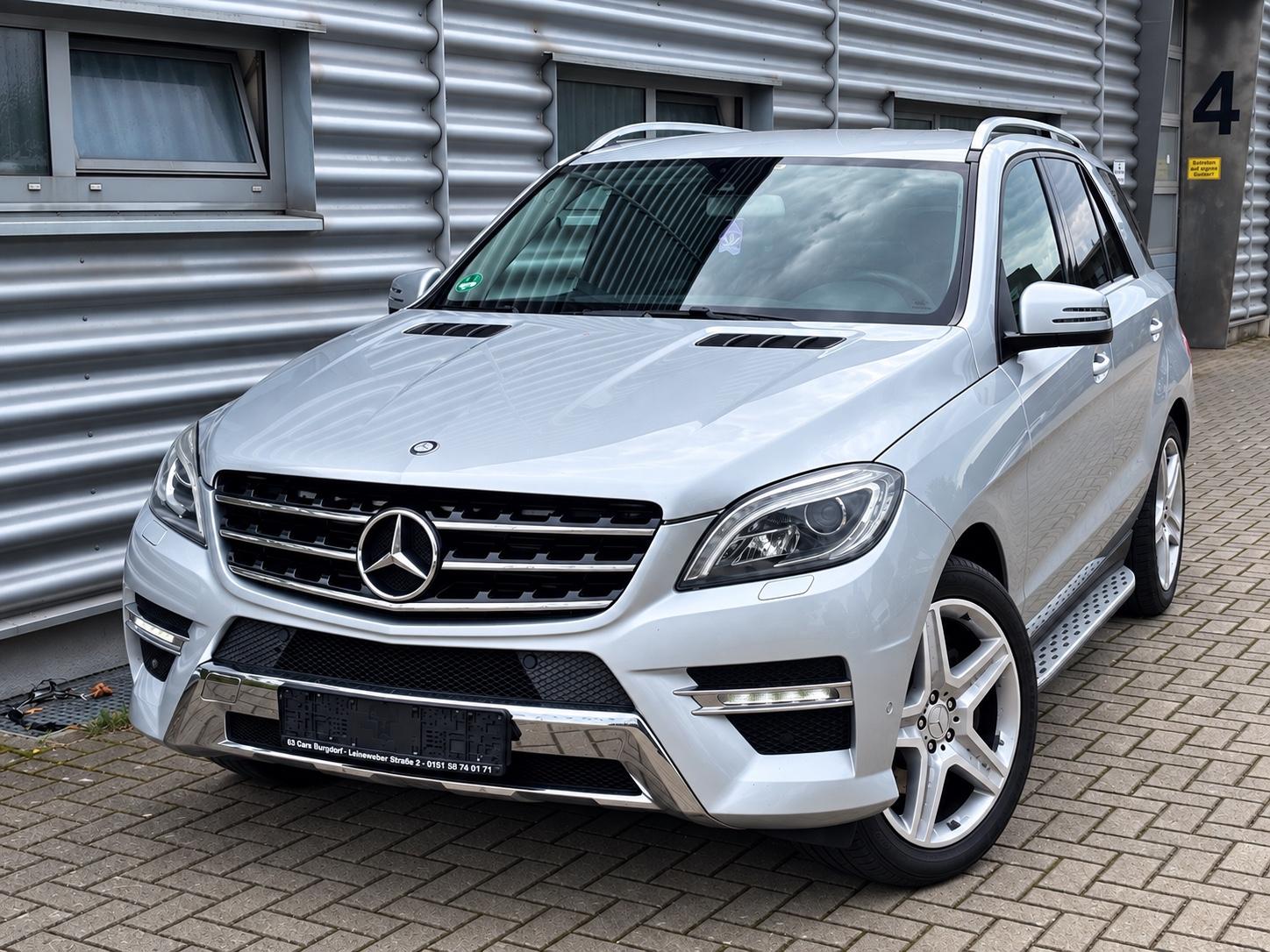 Mercedes-Benz ML 350 CDI BlueTec AMG PAKET/TÜV NEU/AIRMATIC