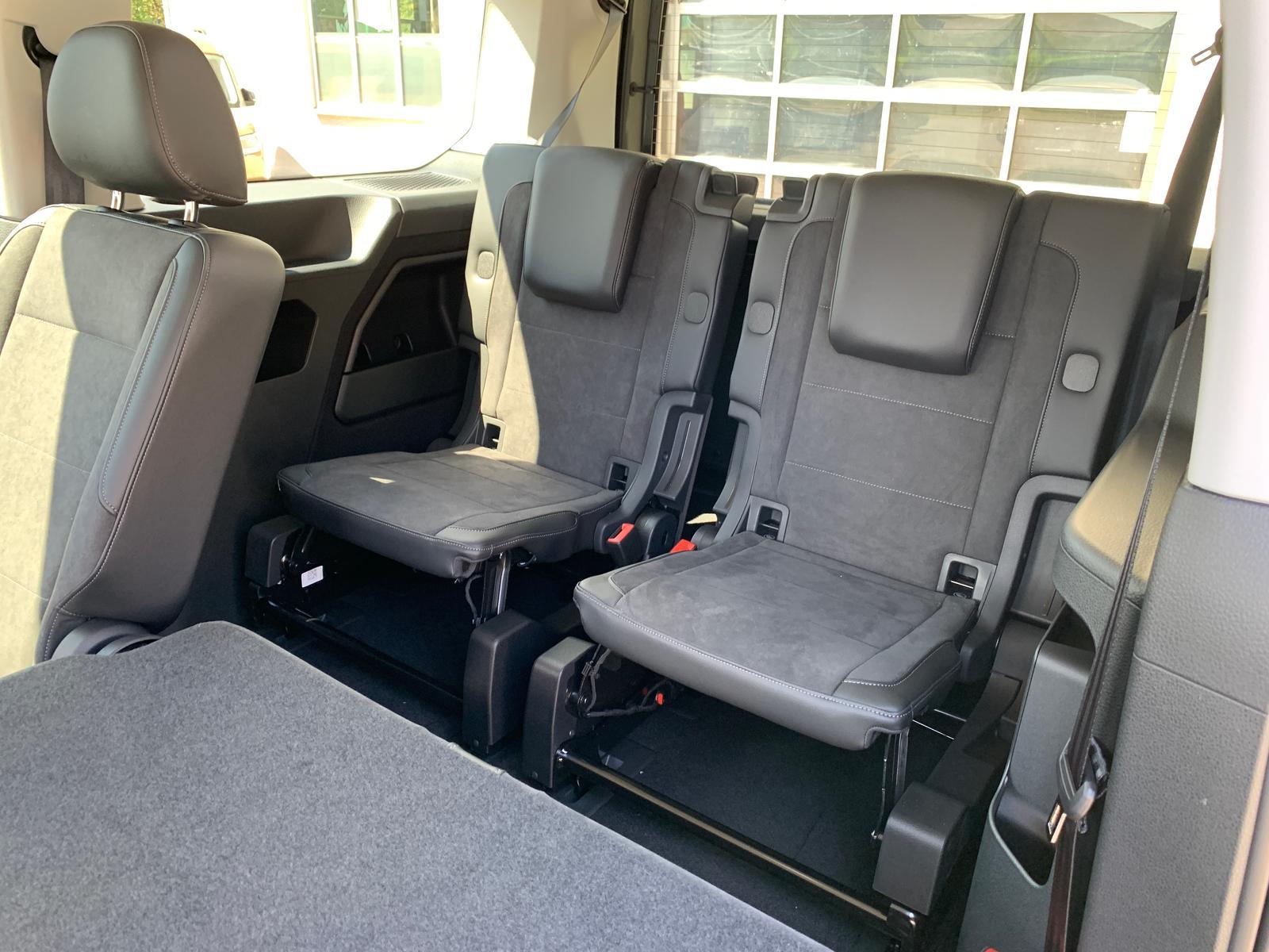Volkswagen Caddy Maxi Style AHK Navi AppConnect Side+Lane+T